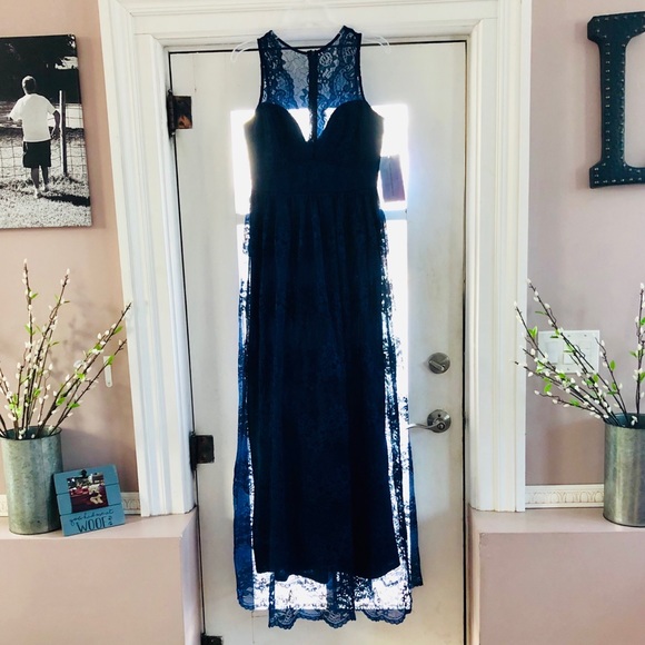 Navy blue lace dress. Size Large 14-16. Never worn - Picture 1 of 3